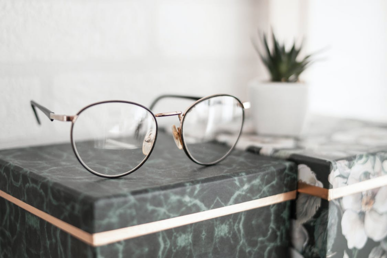 7 Benefits of Wearing Prescription Glasses